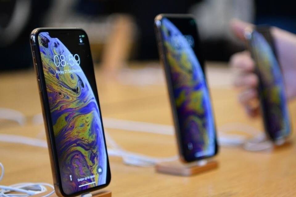 Apple-iPhones