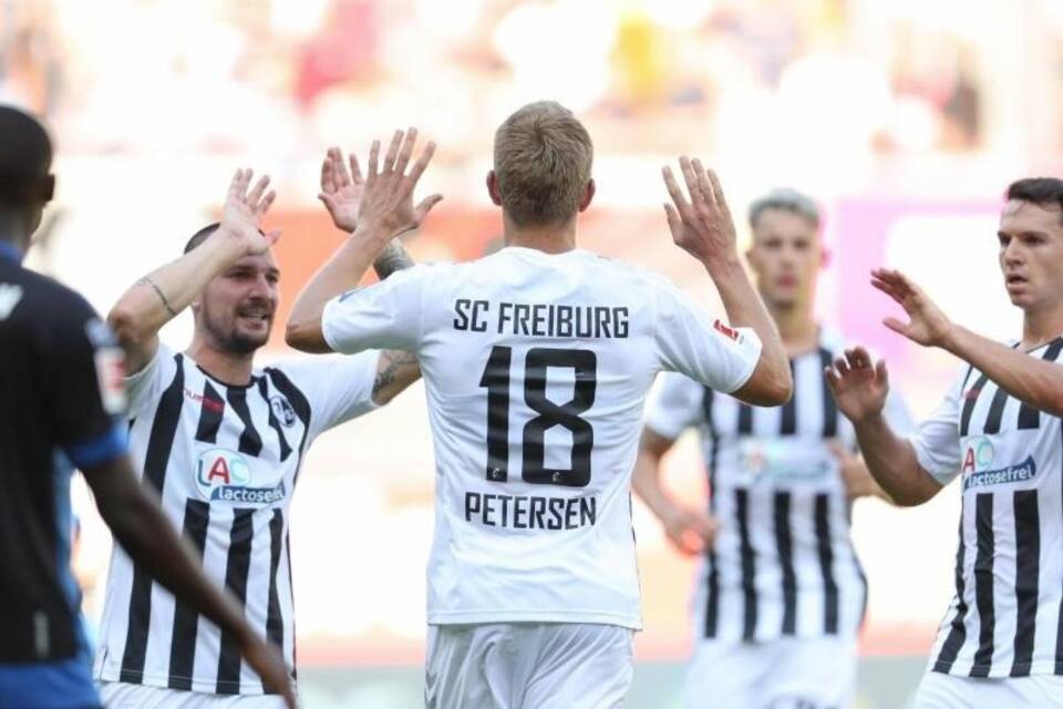 SC Paderborn 07 - SC Freiburg SC Paderborn 07 - SC Freiburg