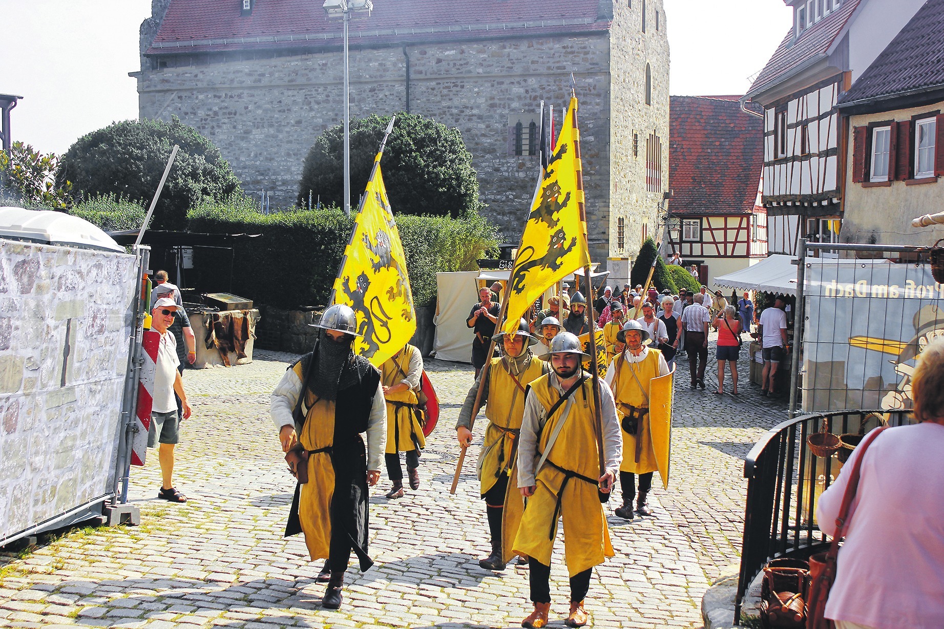 Bad Wimpfen Mittelalter Beim Zunftmarkt Hautnah Erleben Plus