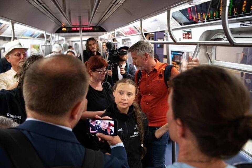 Greta fährt U-Bahn