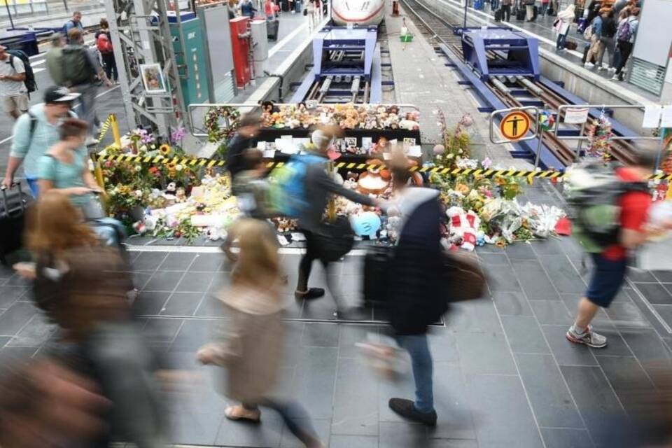Nach Attacke im Frankfurter Hauptbahnhof Nach Attacke im Frankfurter Hauptbahnhof