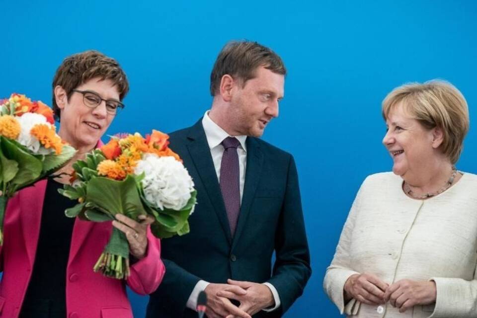 AKK, Kretschmer und Merkel in Berlin