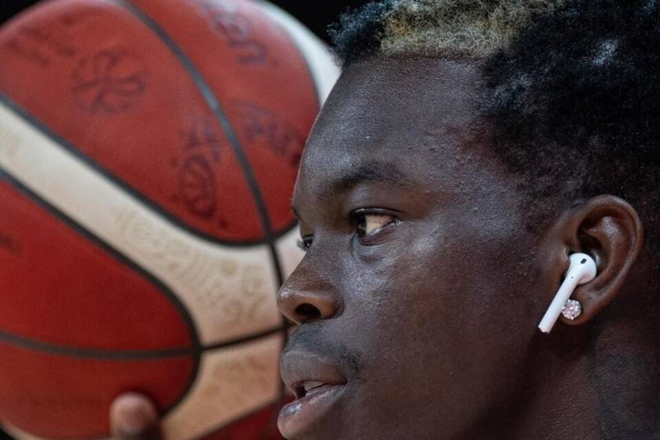 Dennis Schröder Dennis Schröder