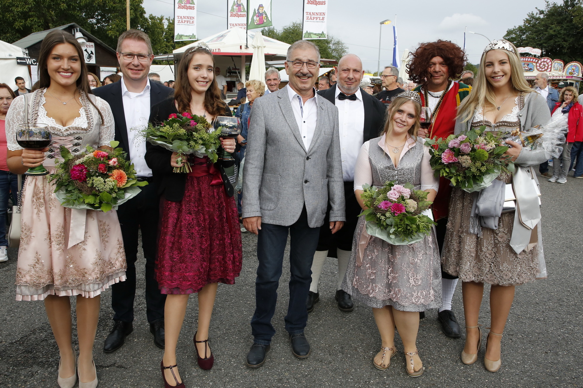 Portugieserfest Malschenberg Hannah I Tragt Jetzt Krone Und Romer Wiesloch Rnz