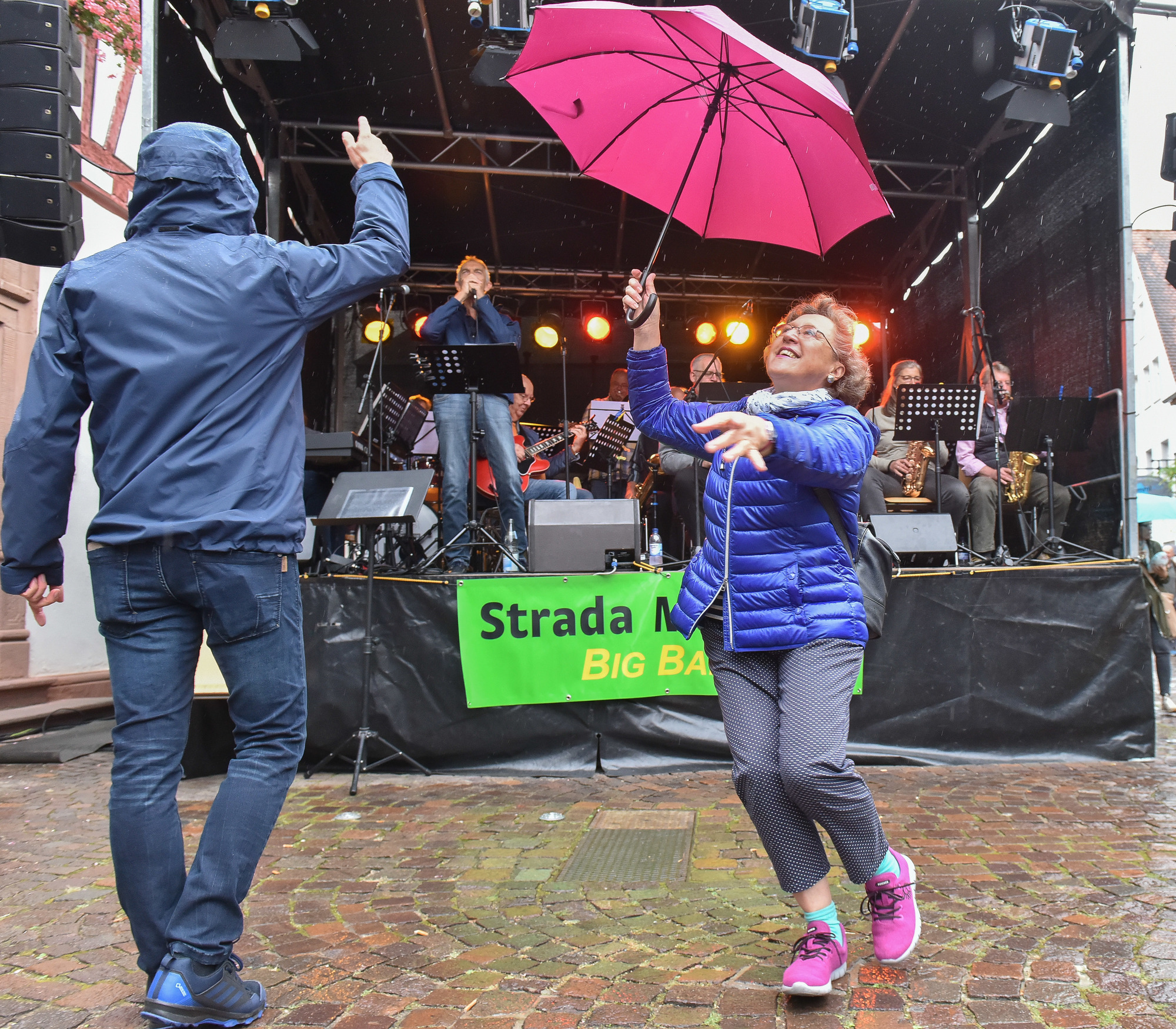 Weindorf Flohmarkt Rundgang Das War Los Beim Schriesheimer Strassenfest Und Kerwe Plus Fotogalerie Bergstrasse Rnz