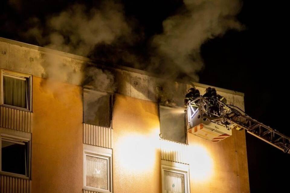 Ein Toter bei Feuer in Pflegeheim