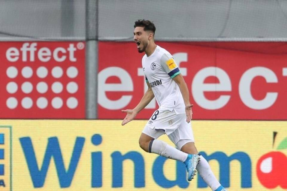 Suat Serdar Suat Serdar