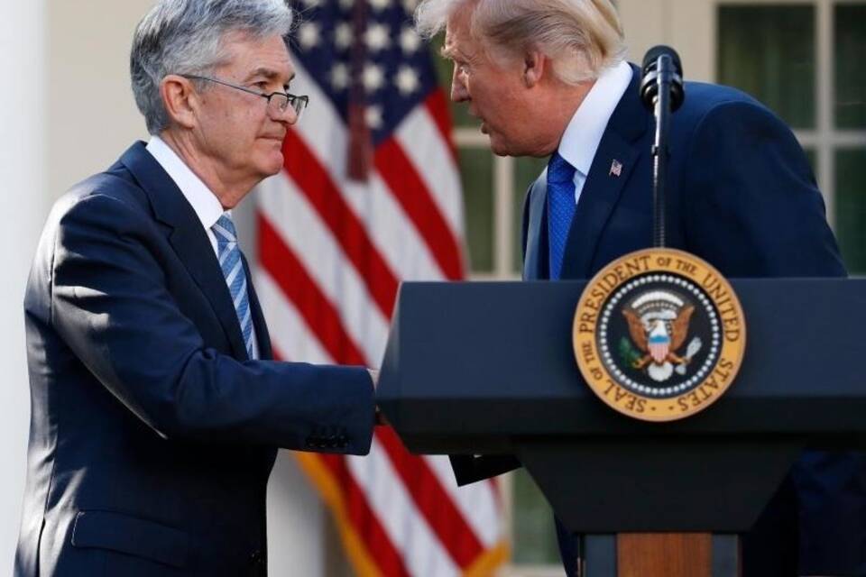 Jerome Powell und Donald Trump