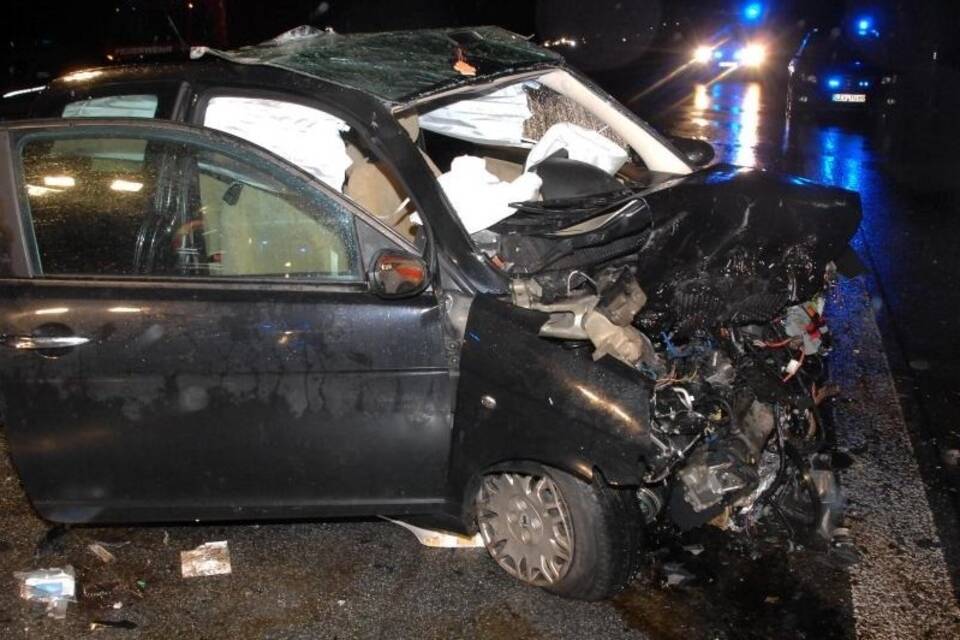 Unfall mit Geisterfahrer Unfall mit Geisterfahrer