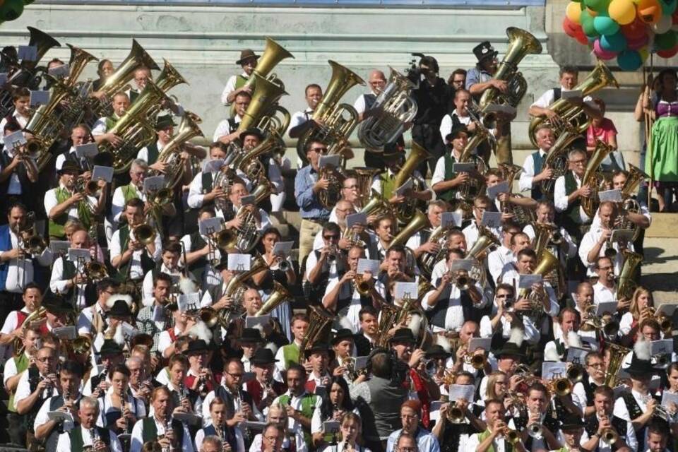 Oktoberfest 2019 - Halbzeitbilanz Oktoberfest 2019 - Halbzeitbilanz