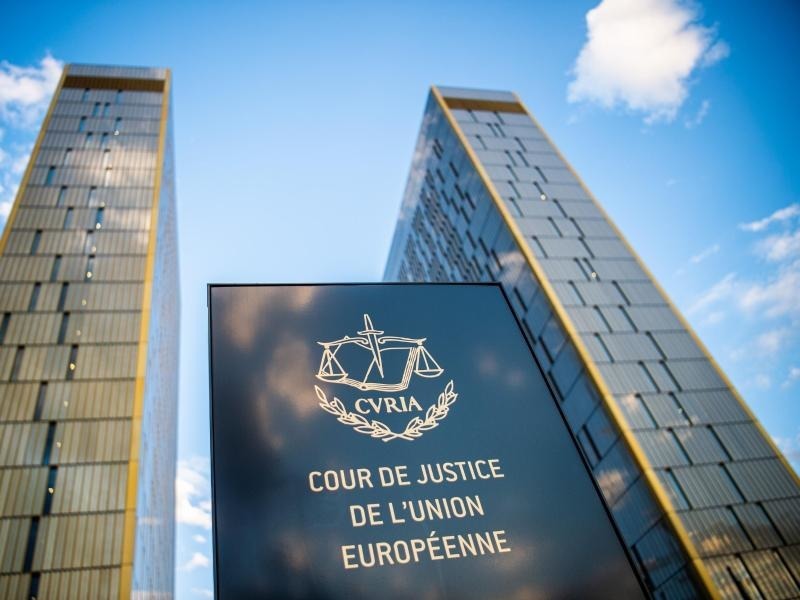 Eingangsschild zum Europäischen Gerichtshof in Luxemburg