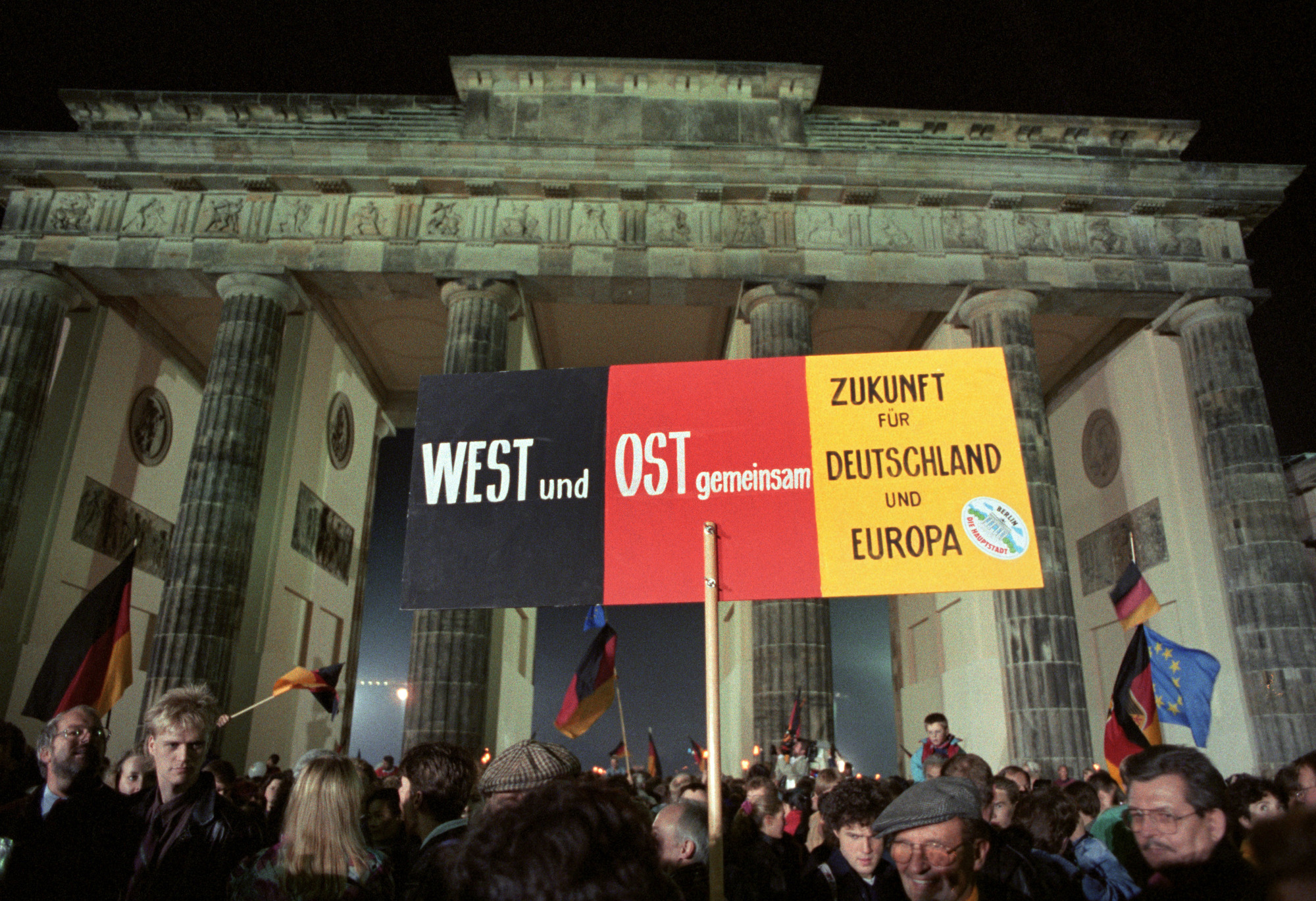 Einkommen Armut Rente Das Ist Der Stand Der Deutschen Einheit Hintergrund Rnz