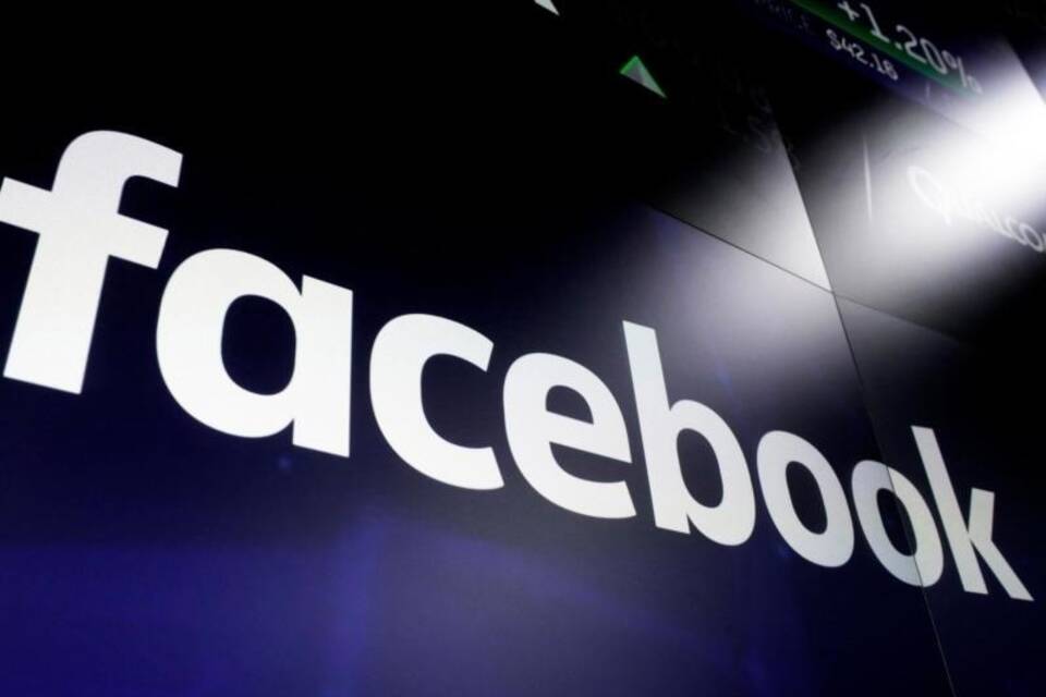 Facebook Facebook