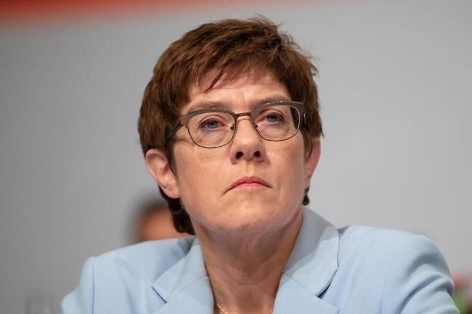 AKK AKK