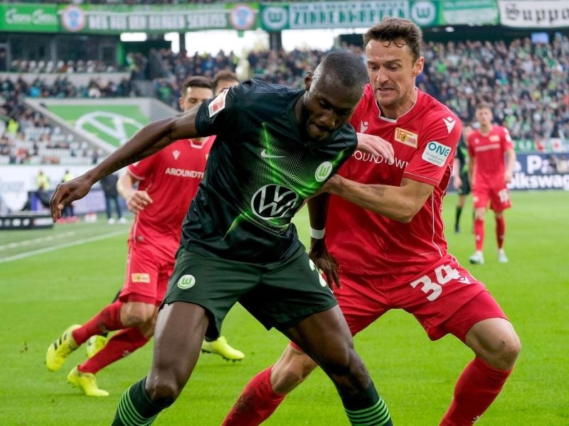 Bundesliga: «Das ist doch geil»: VfL Wolfsburg springt auf ...