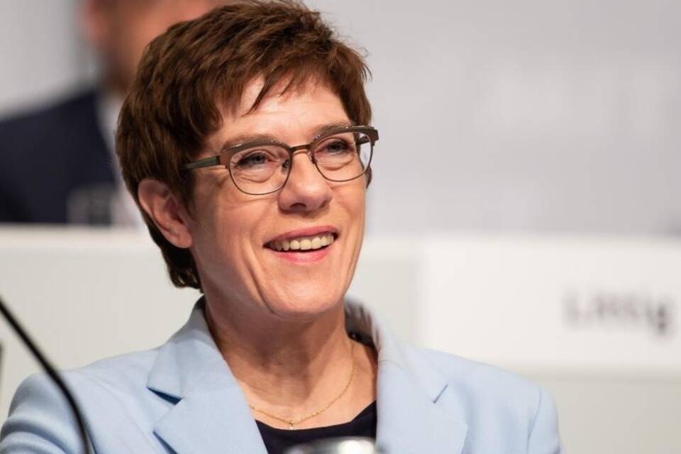 Kramp-Karrenbauer Kramp-Karrenbauer
