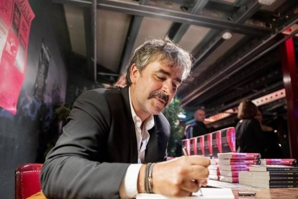 Deniz Yücel Deniz Yücel