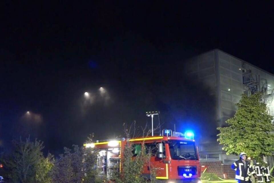 Großbrand am Flughafen Münster Osnabrück Großbrand am Flughafen Münster Osnabrück