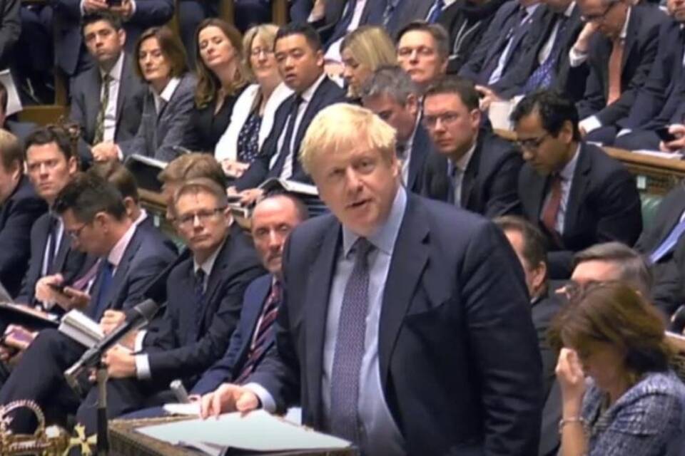 Johnson gibt Erklärung ab Johnson gibt Erklärung ab