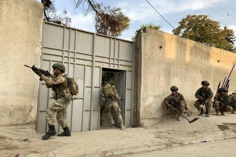 Militärischer Konflikt in Nordsyrien Militärischer Konflikt in Nordsyrien