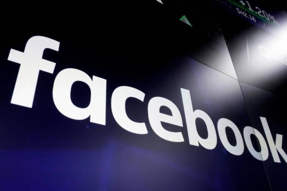 Facebook Facebook