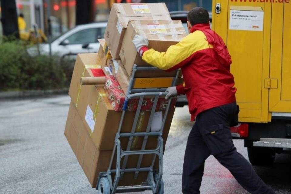 Paketbote Paketbote