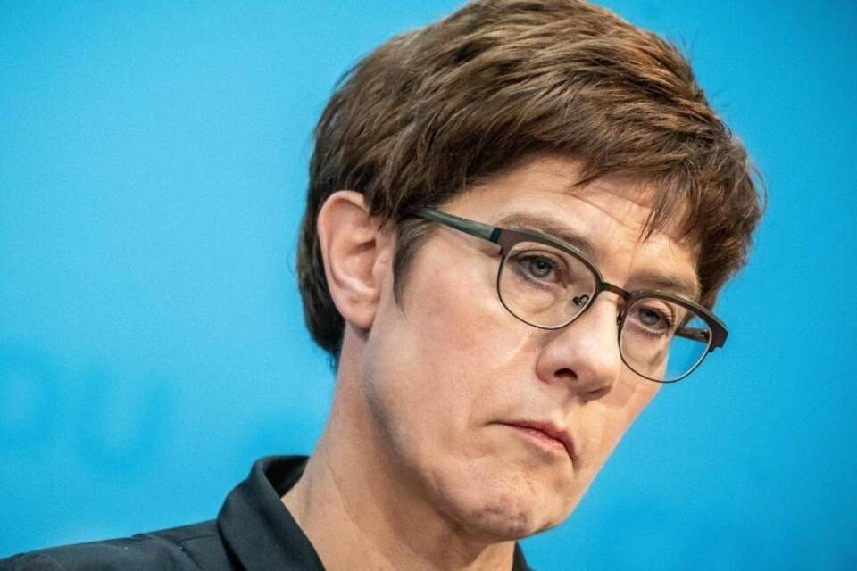Kramp-Karrenbauer Kramp-Karrenbauer
