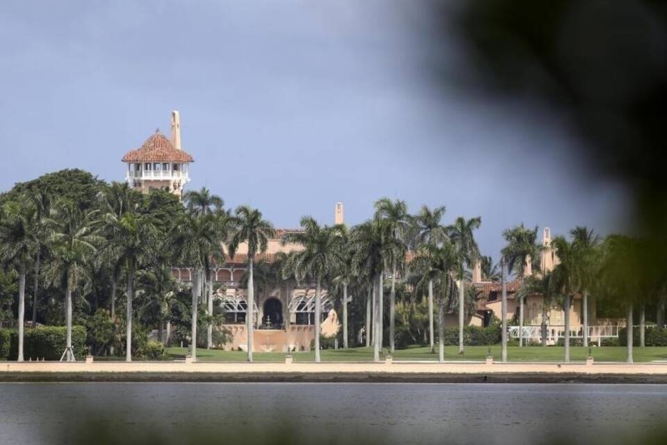 Trumps Resort Trumps Resort