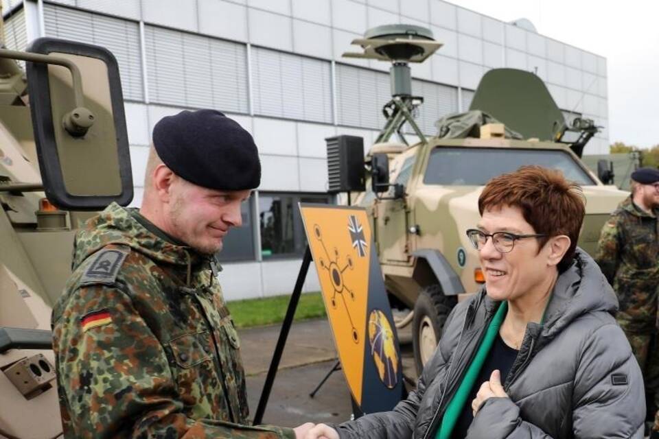 Kramp-Karrenbauer Kramp-Karrenbauer