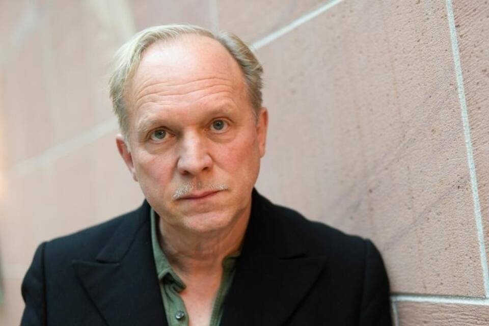 Ulrich Tukur Ulrich Tukur