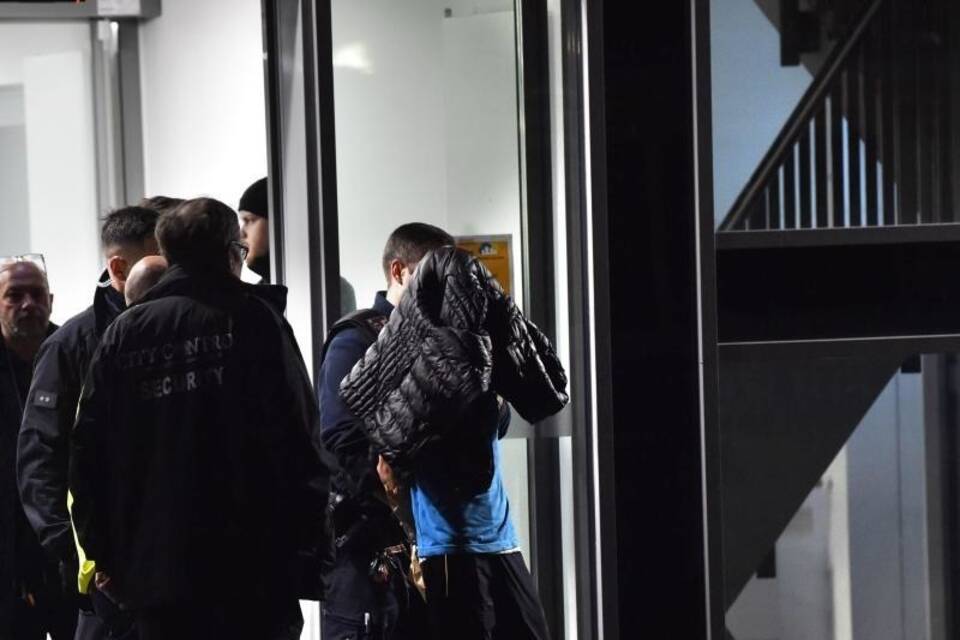 Ein Toter nach Messerstichen in Berliner Privatklinik Ein Toter nach Messerstichen in Berliner Privatklinik