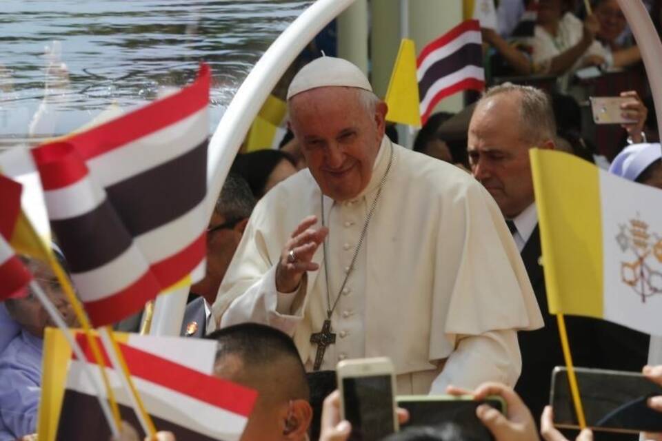 Papst besucht Thailand