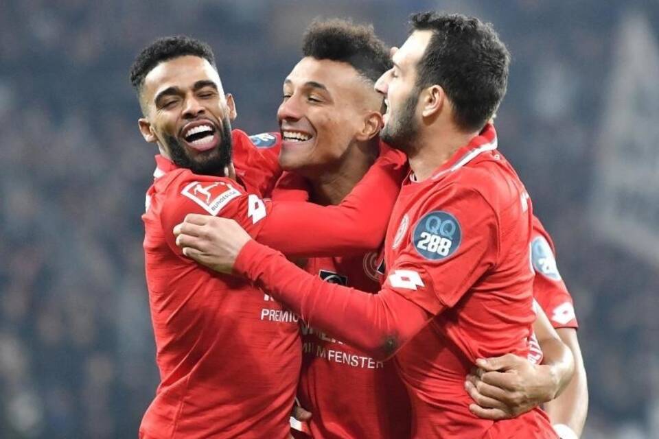 FSV Mainz 05 - Eintracht Frankfurt FSV Mainz 05 - Eintracht Frankfurt