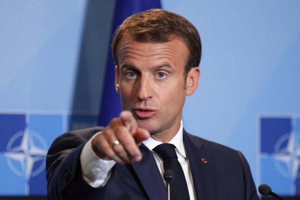 Macron fordert Grundsatzdebatte über die Nato Macron fordert Grundsatzdebatte über die Nato