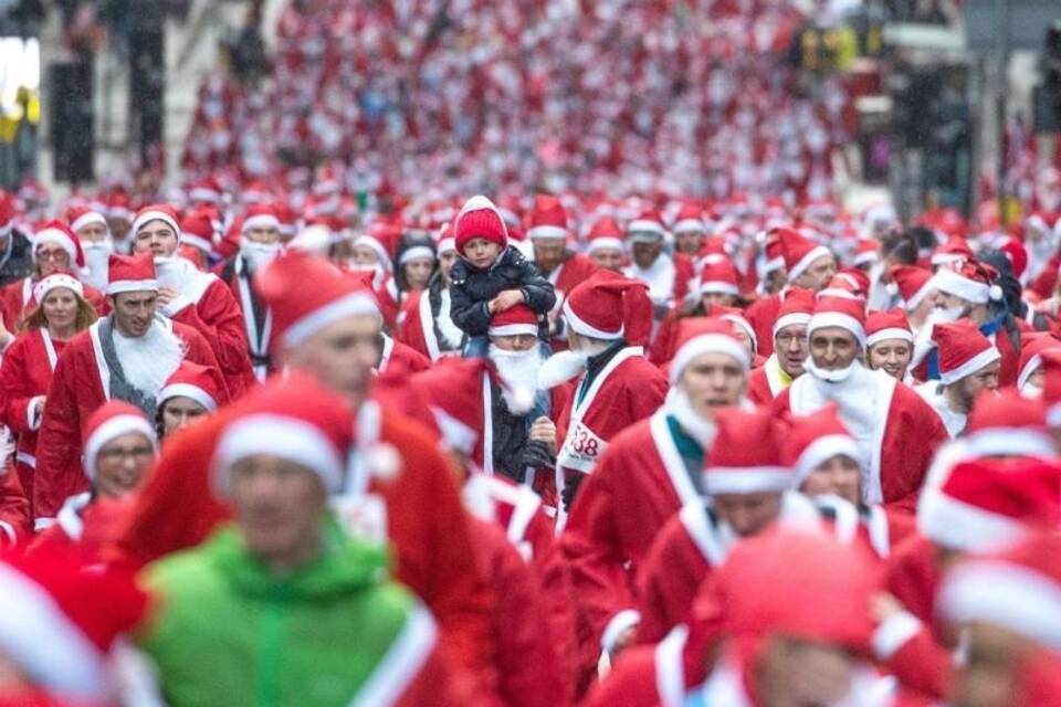 Weihnachtsmann-Lauf in Glasgow