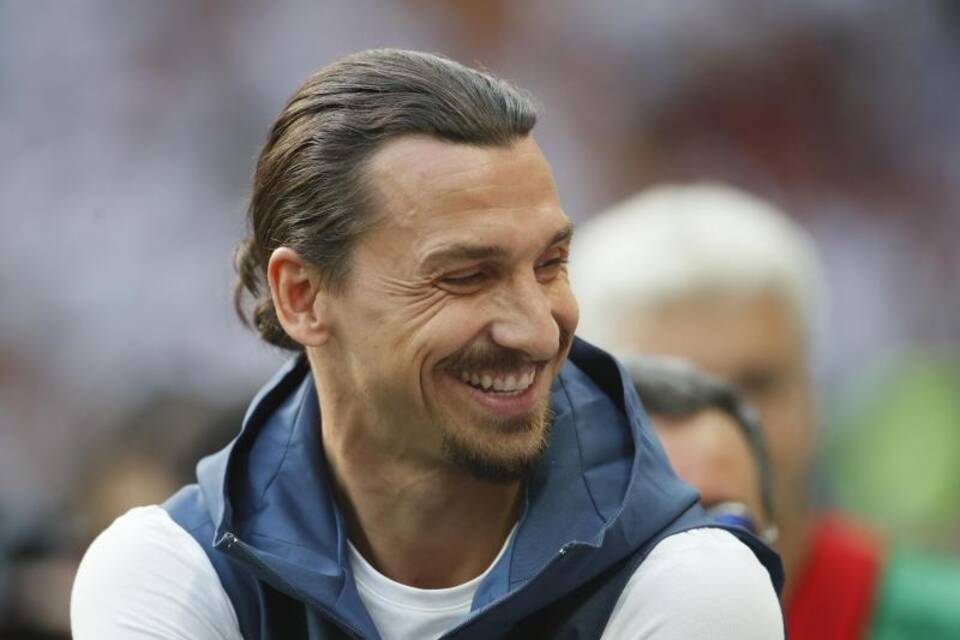 Zlatan Ibrahimovic Zlatan Ibrahimovic