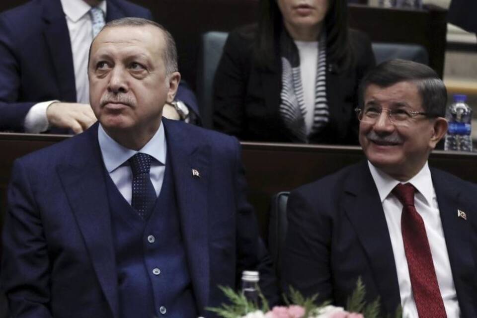 Erdogan und Davutoglu Erdogan und Davutoglu
