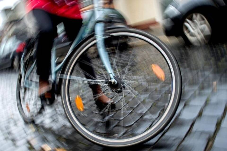 Sicherheit im Straßenverkehr Sicherheit im Straßenverkehr