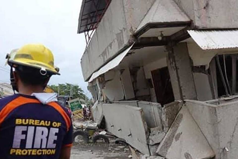Erdbeben auf den Philippinen Erdbeben auf den Philippinen
