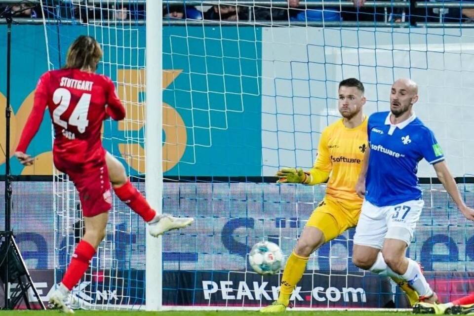 Darmstadt 98 - VfB Stuttgart Darmstadt 98 - VfB Stuttgart