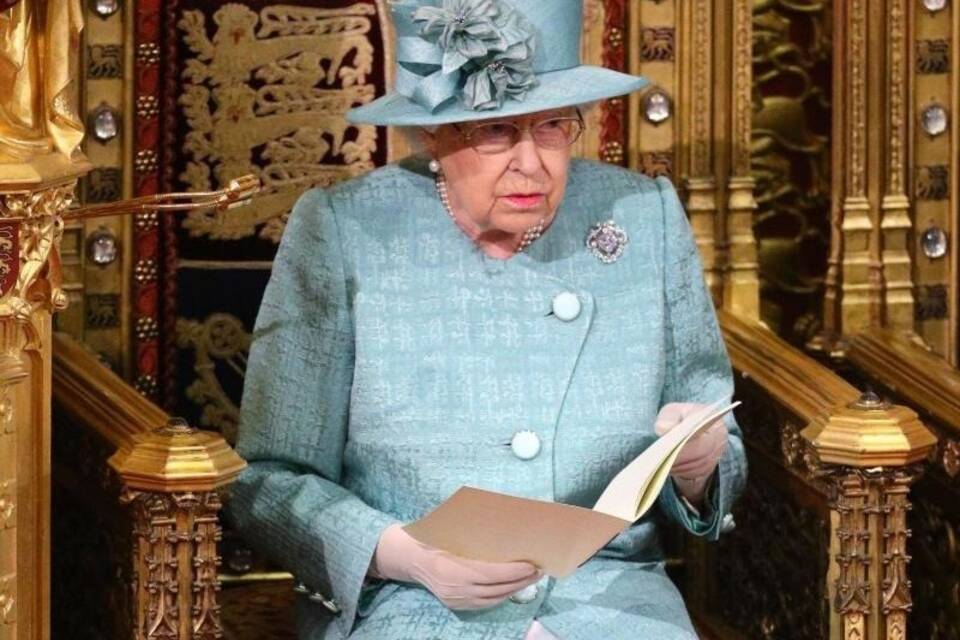 Queen verliest Regierungsprogramm Queen verliest Regierungsprogramm