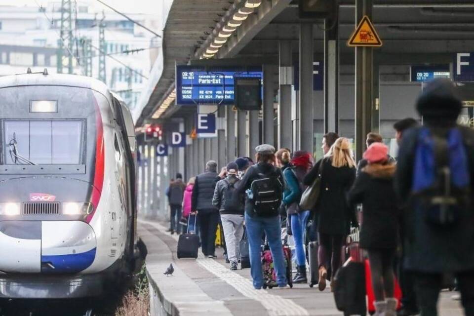 Frankreich - Beginn Reiseverkehr