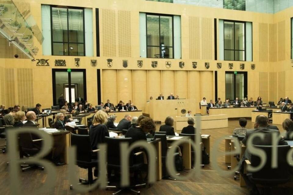 Bundesrat entscheidet über Änderungen am Klimapaket Bundesrat entscheidet über Änderungen am Klimapaket