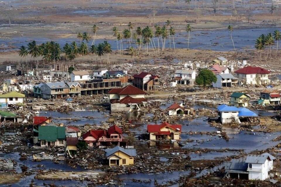 Tsunami 2004 Tsunami 2004