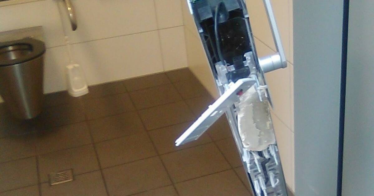 Mosbach Randale Am Toilettenhaus Mosbach Rnz