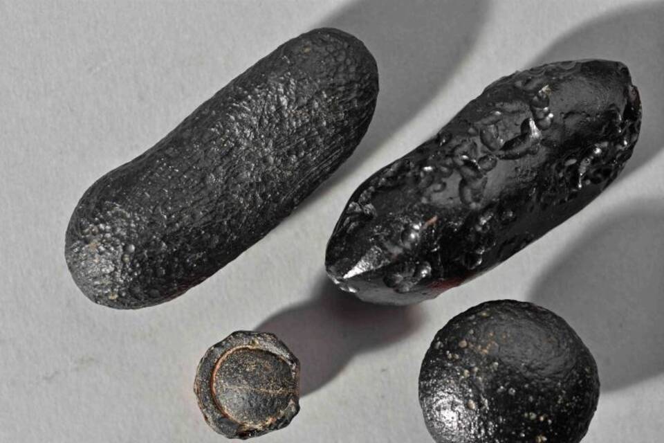 Meteoriten-Spuren Meteoriten-Spuren