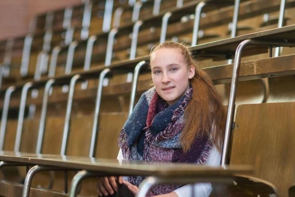 Mady Hoffmann Mady Hoffmann