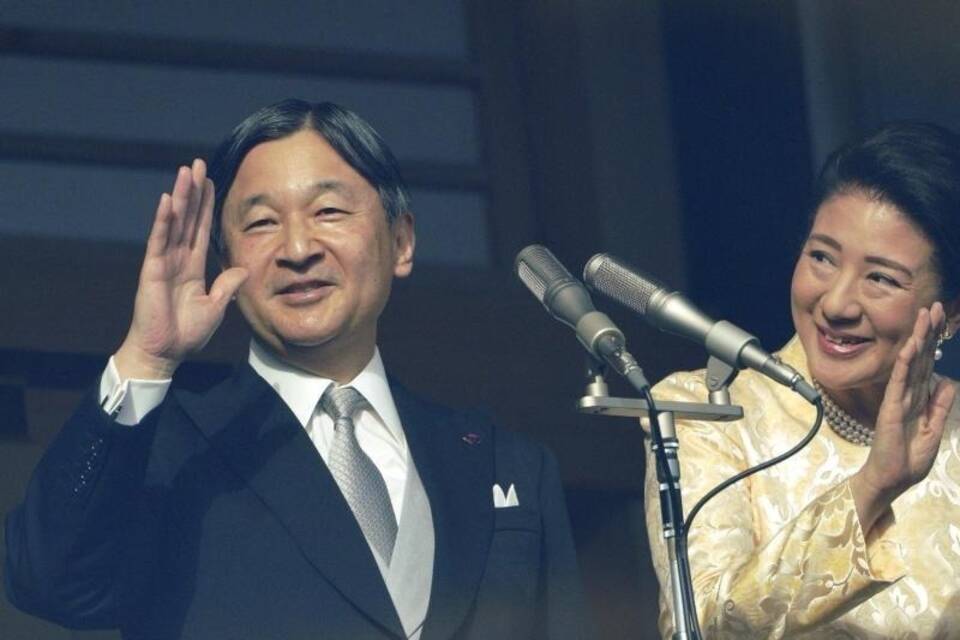 Japanischer Kaiser Naruhito + Gattin Japanischer Kaiser Naruhito + Gattin