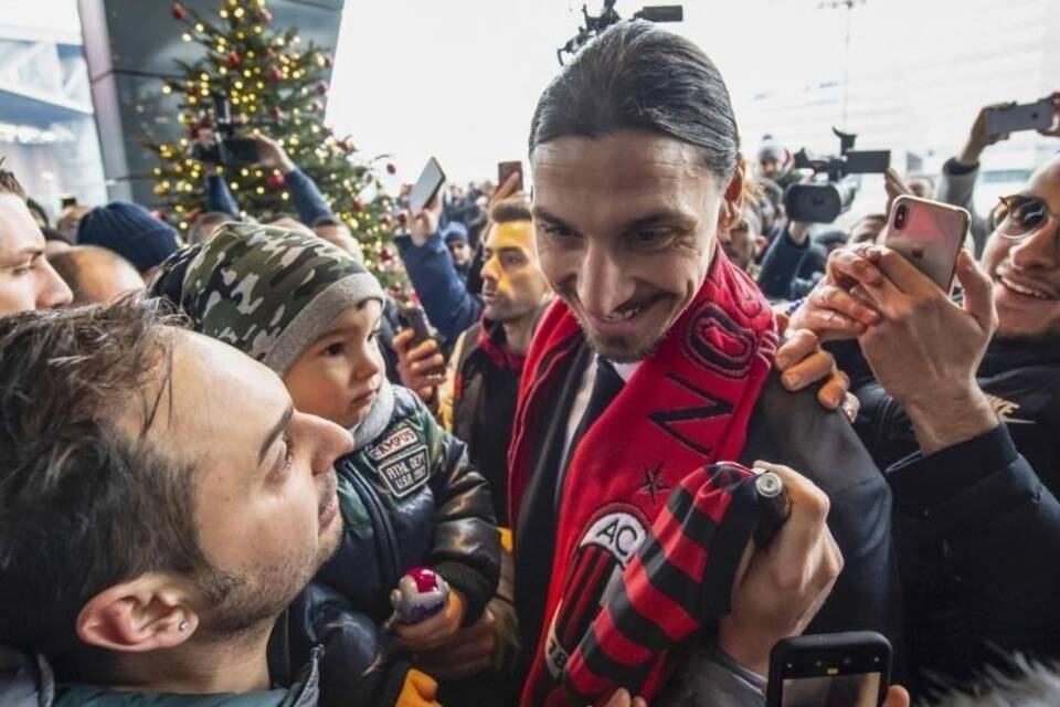 Zlatan Ibrahimovic Zlatan Ibrahimovic
