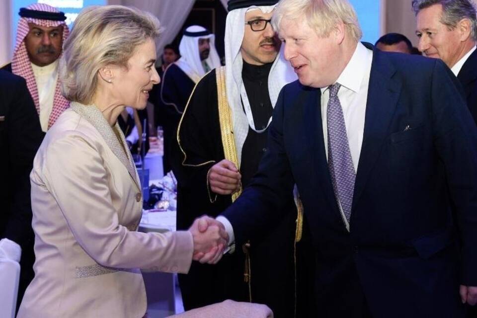 Von der Leyen trifft Boris Johnson Von der Leyen trifft Boris Johnson